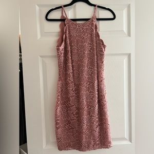 Scalloped lace midi dress